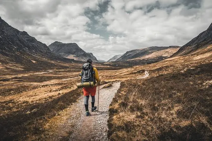 The National Park Service outdoor emergency plan, the Forest Service guidance (sdmrt.org), the Appalachian Trail Conservancy emergency page, and the Gilgit-Baltistan tourism emergency contacts page.